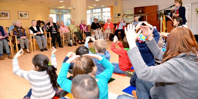 Kindergartenkinder zu Besuch im St.Bruno 