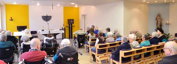 Gottesdienst im Seniorencentrum St. Bruno.